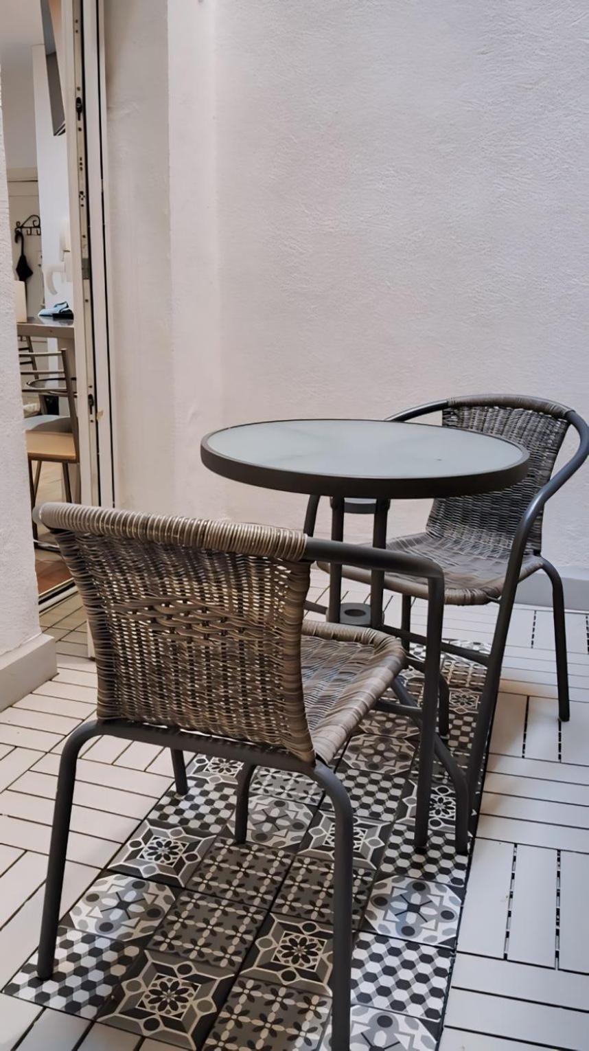 Centrico Apartamento Con Patio Madrid Exterior photo